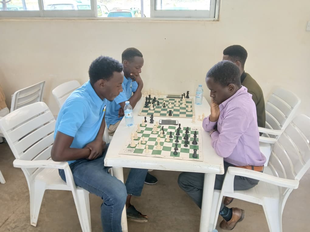 MMU chess team in tournament